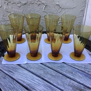 EIGHT AMBER GLASSES VINTAGE